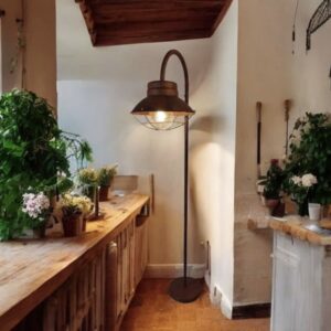 Lampara de Pie Origen