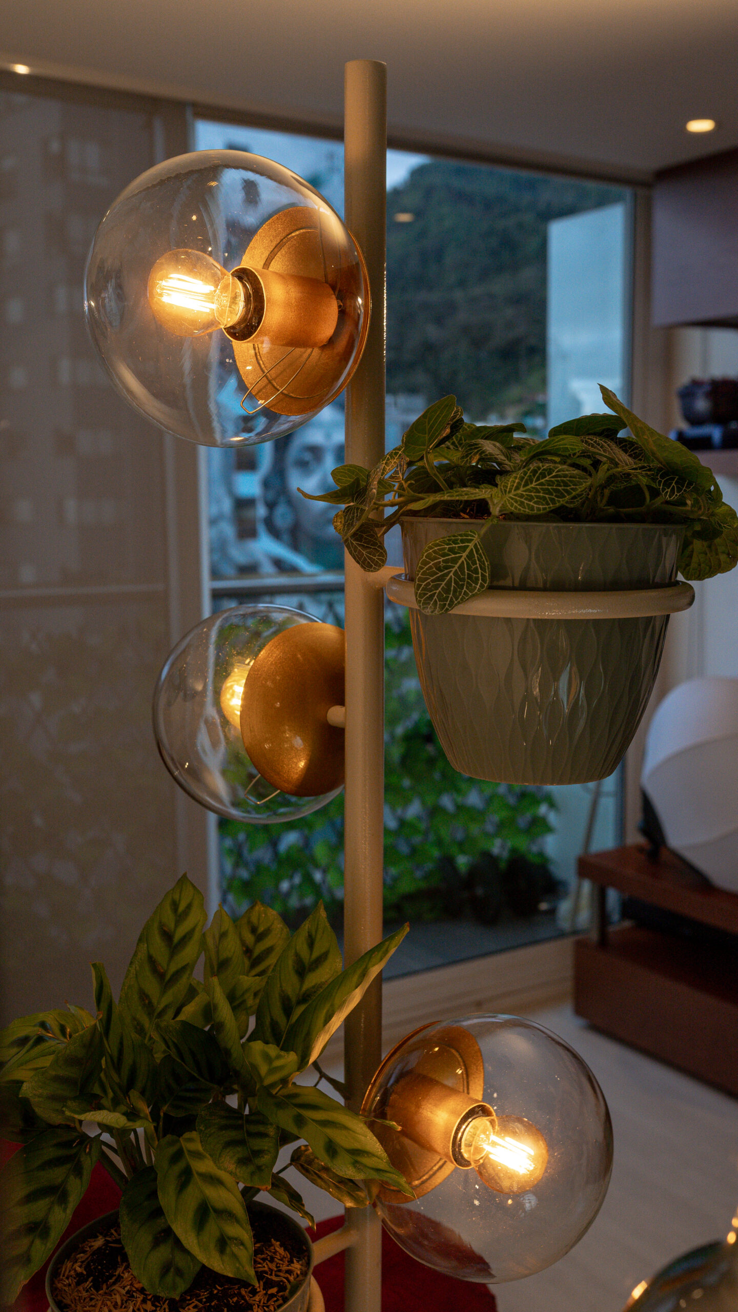 Lampara de Pie Vida x 3 Luces - Imagen 2